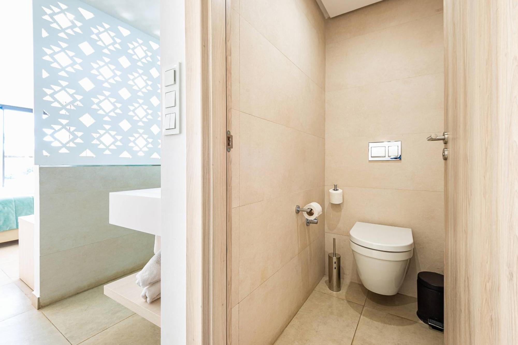 Double Room with Pool View