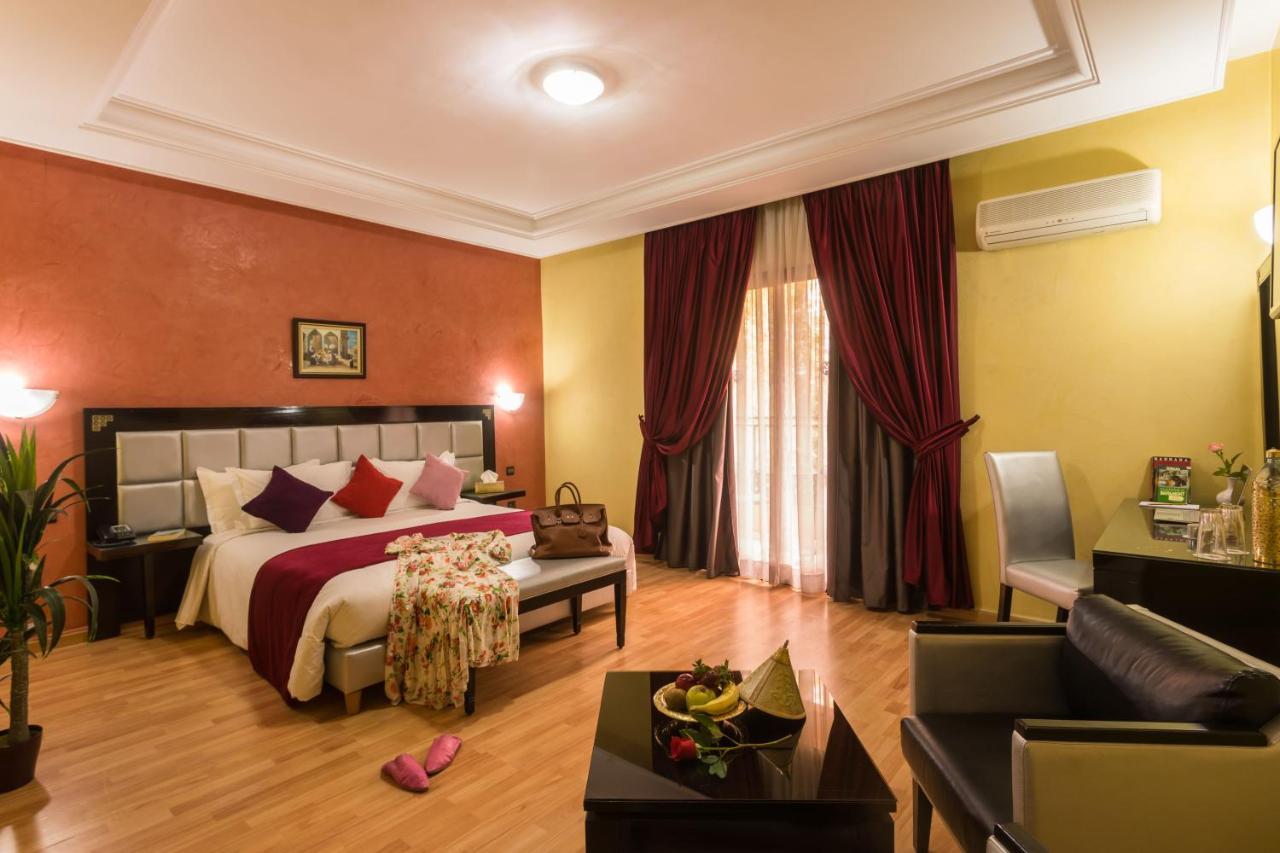 Superior Double Room with Pool View