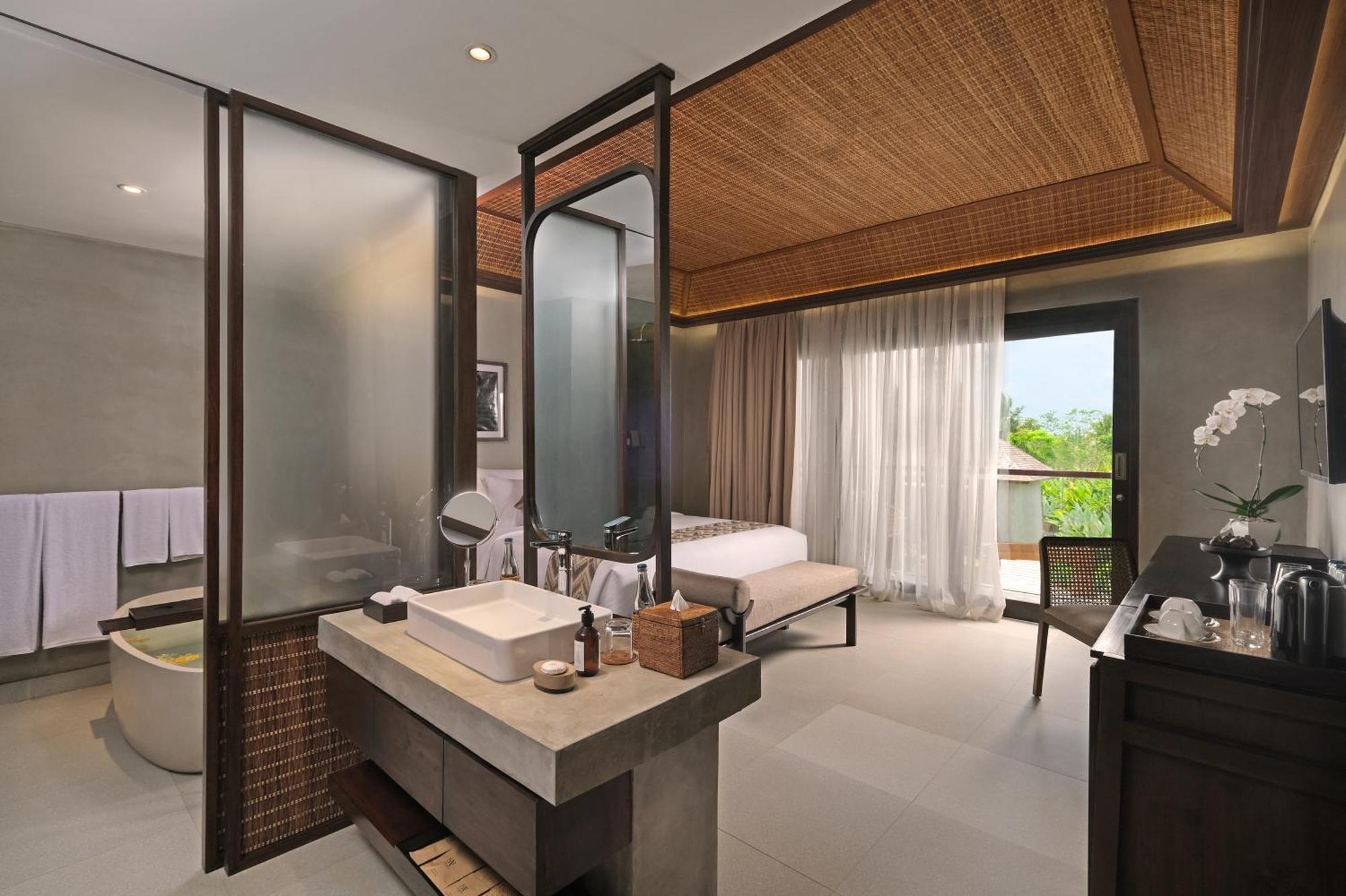 The Garcia Suite with Bathtub and Free Daily Afternoon Tea,1284822811:JPEG