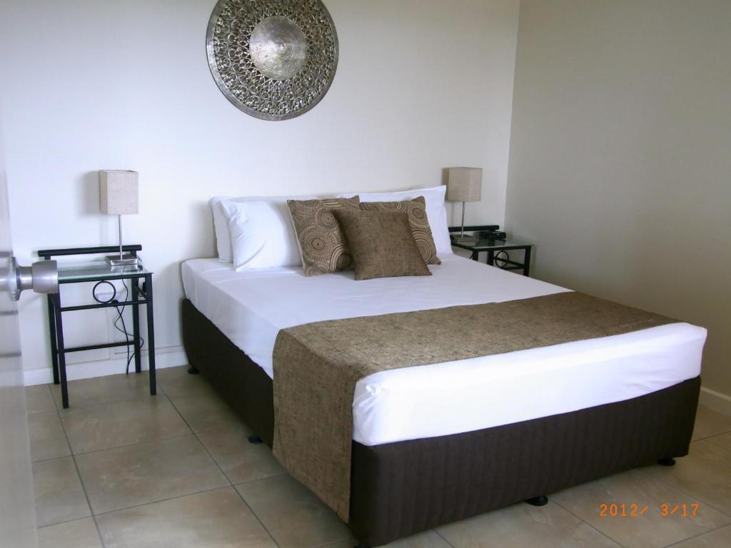 Deluxe Two-Bedroom Apartment with Ocean View