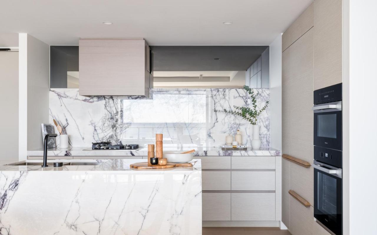 Two-Bedroom Ocean King Skyline Residence
