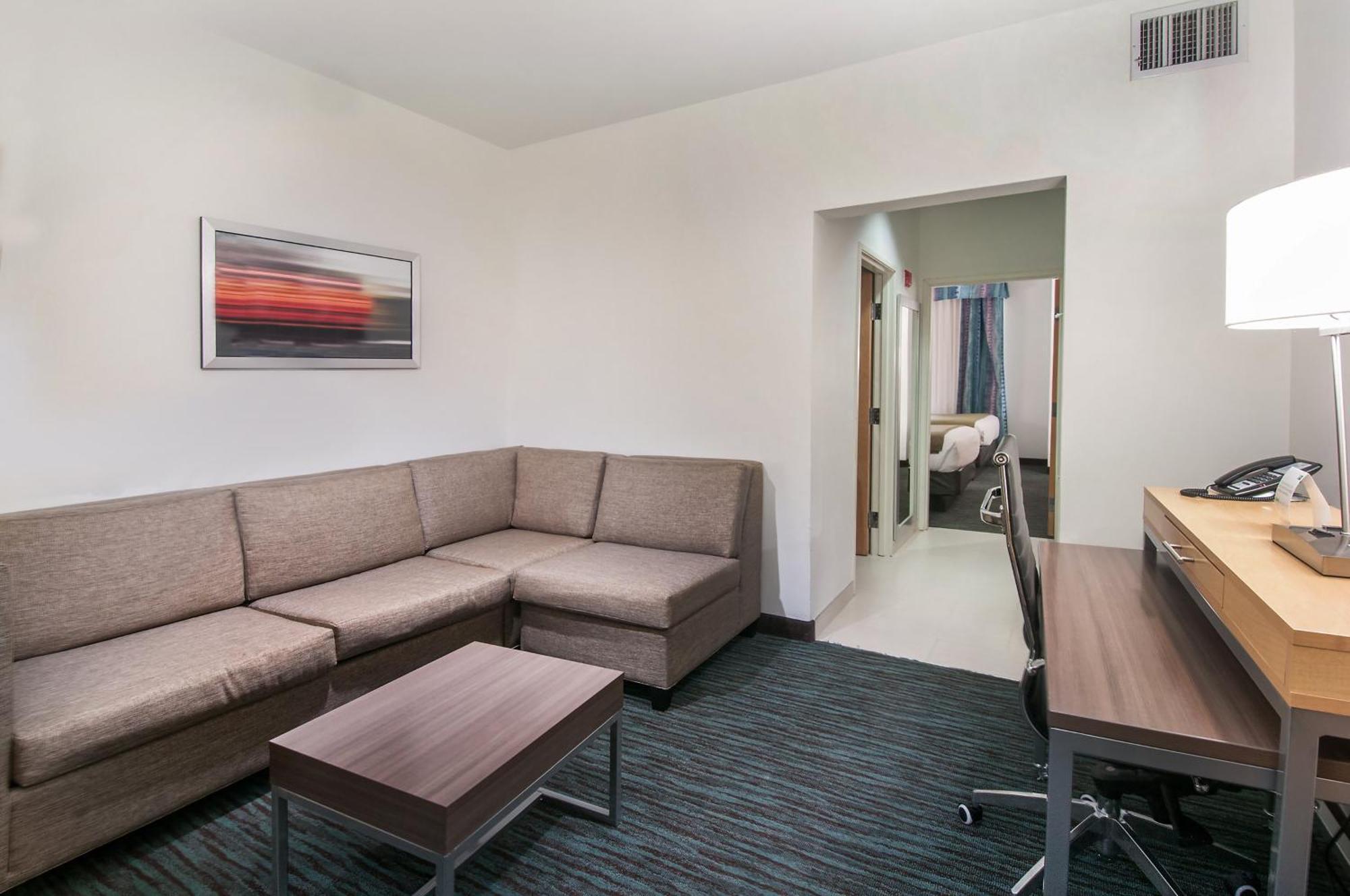 One-Bedroom Suite Two Queen Beds,1438694959:JPEG