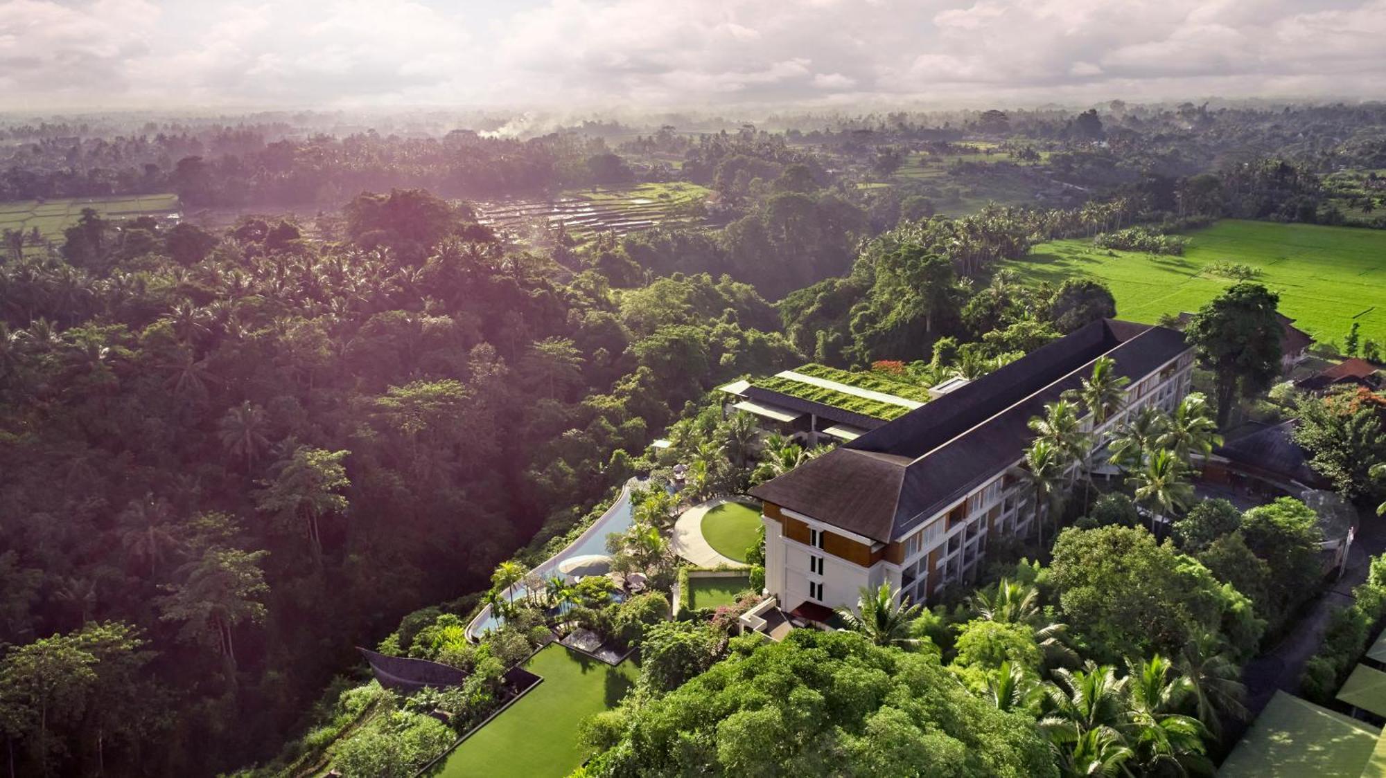 Deluxe Guest Room, 1 King Bed, Pool View, and Balcony with FREE Access to the Farm, FREE Family Activities, Daily Yoga, Daily Aquacise, and 24-Hour Access to the Westin WORKOUT®️ Fitness Studio.,1548648445:JPEG