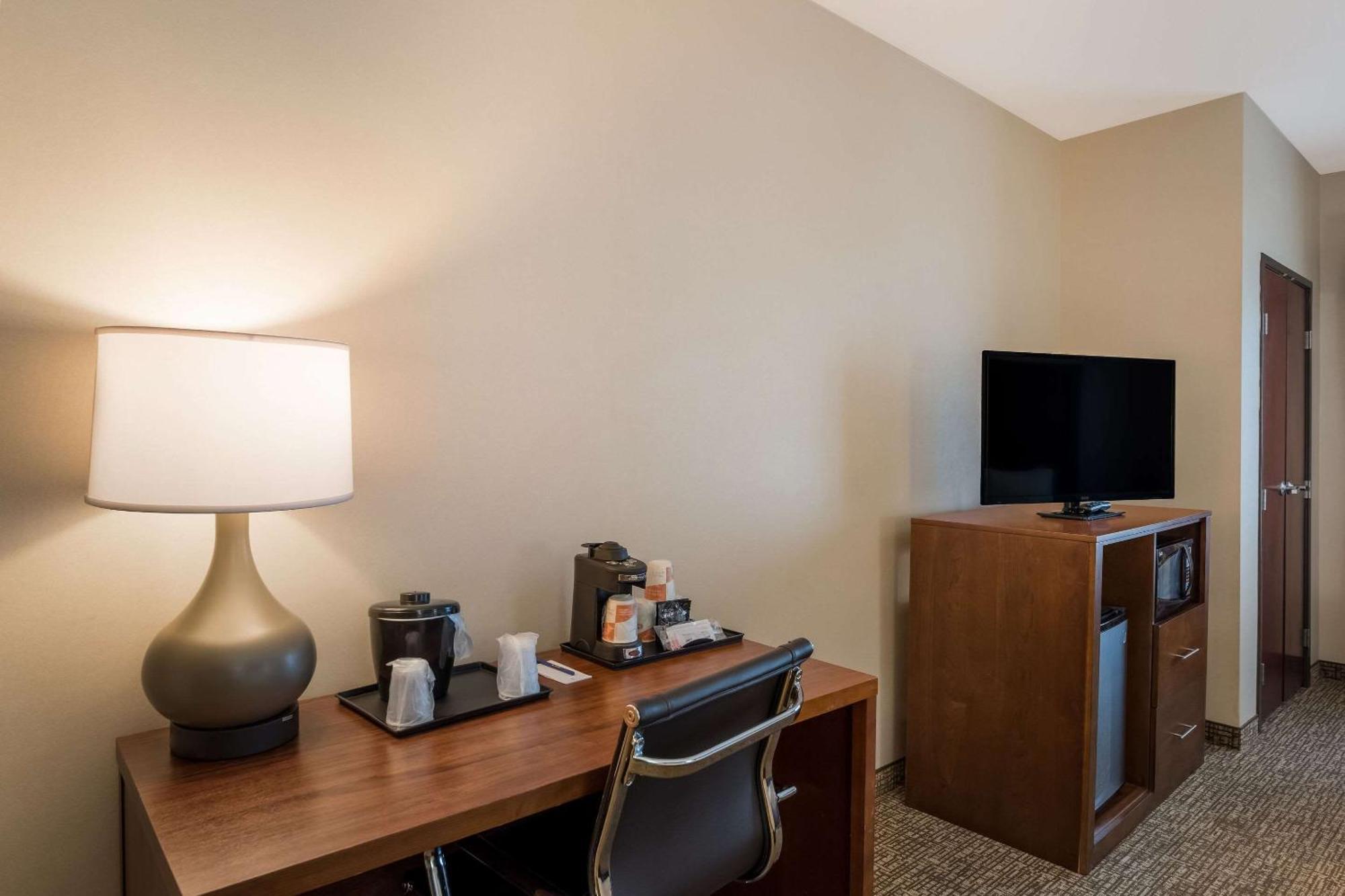 Standard King Room