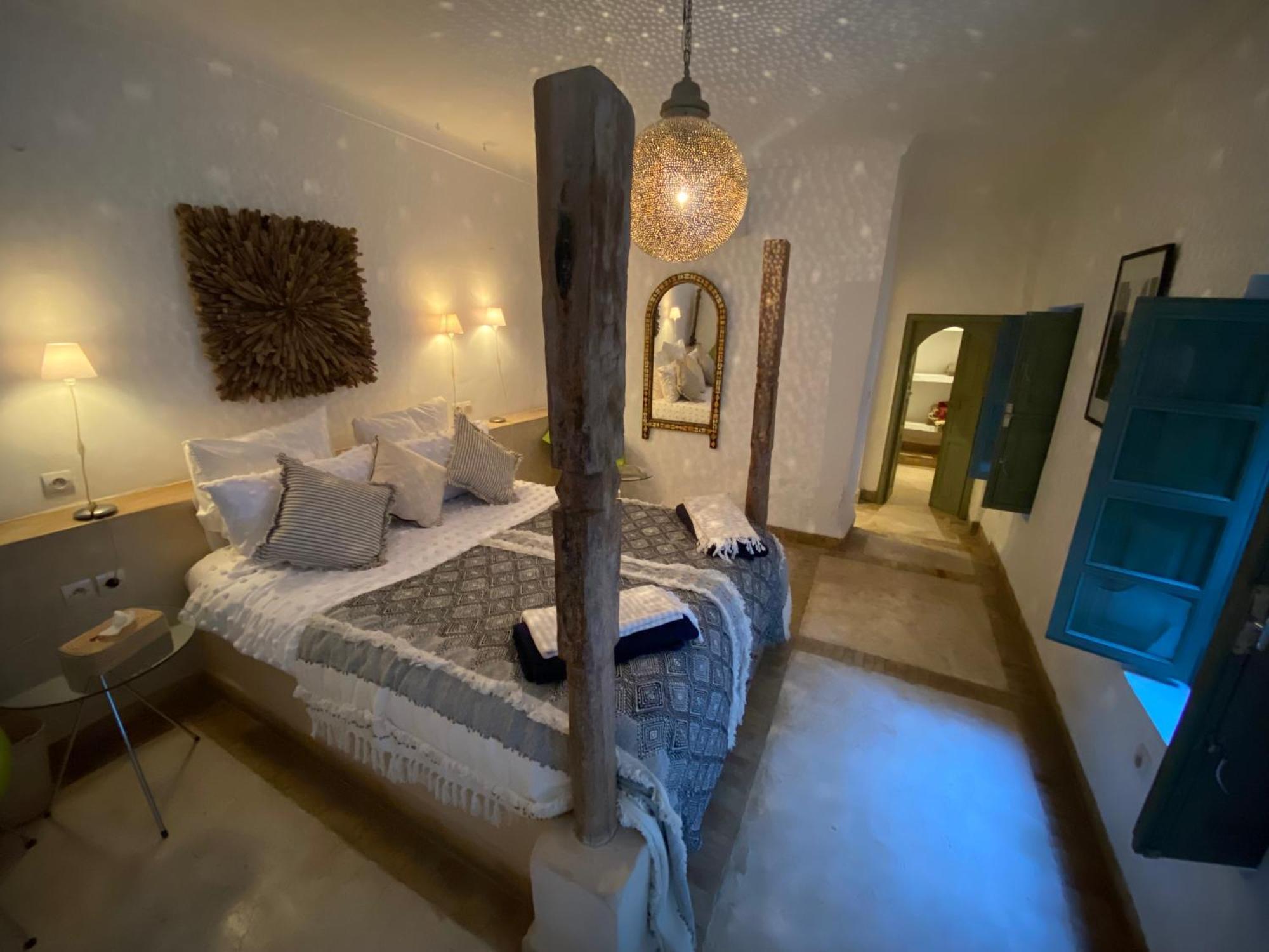 Deluxe King Room,1574752931:JPEG