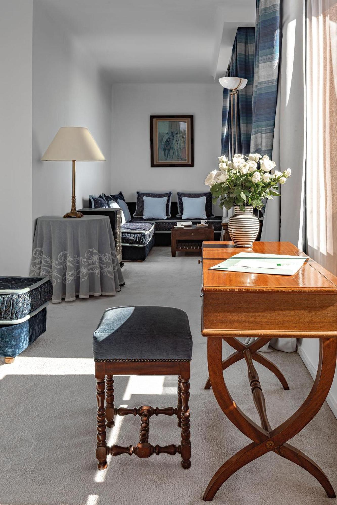 Suite (2 Adults)