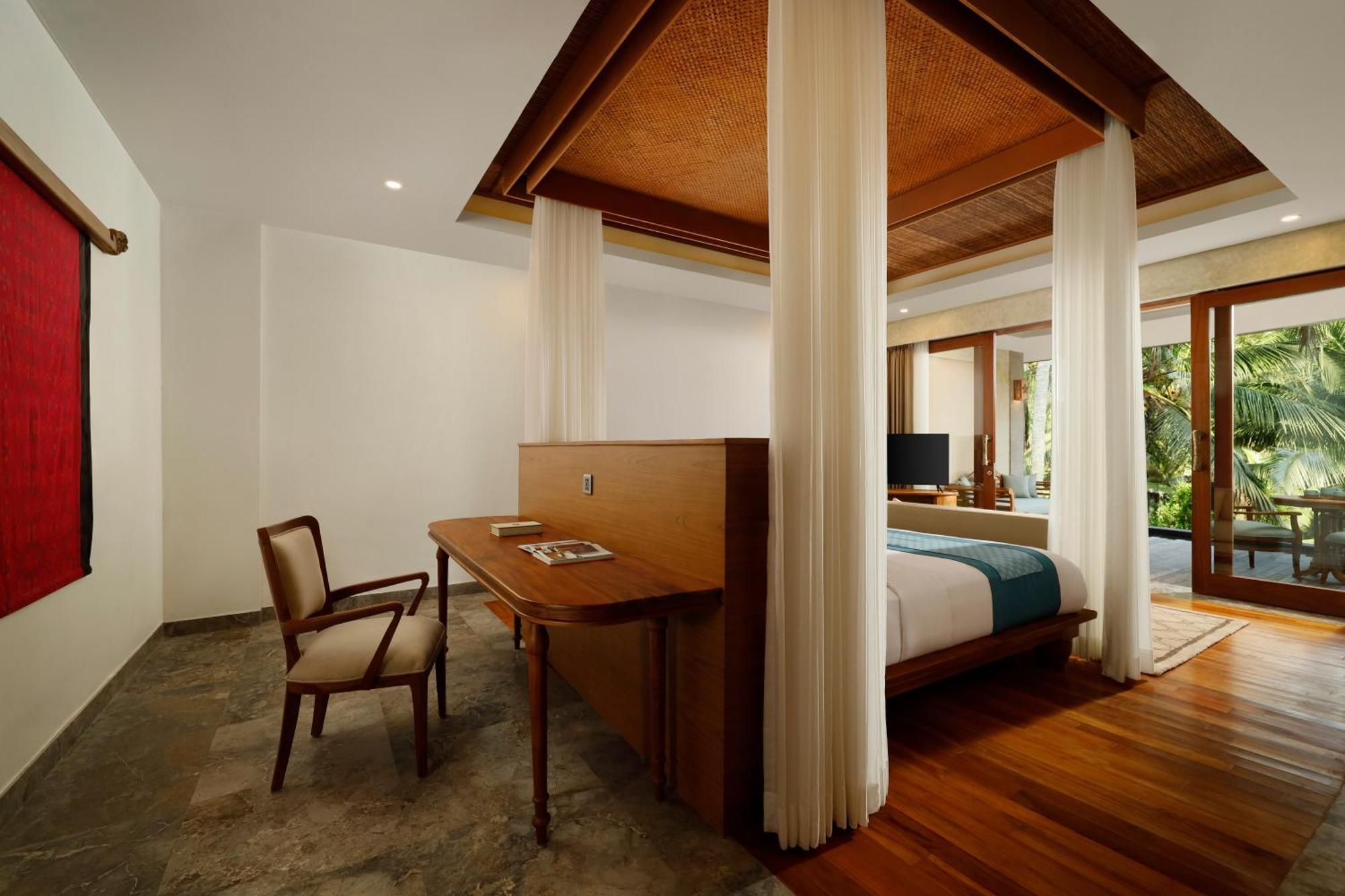 Valley Suite Pool