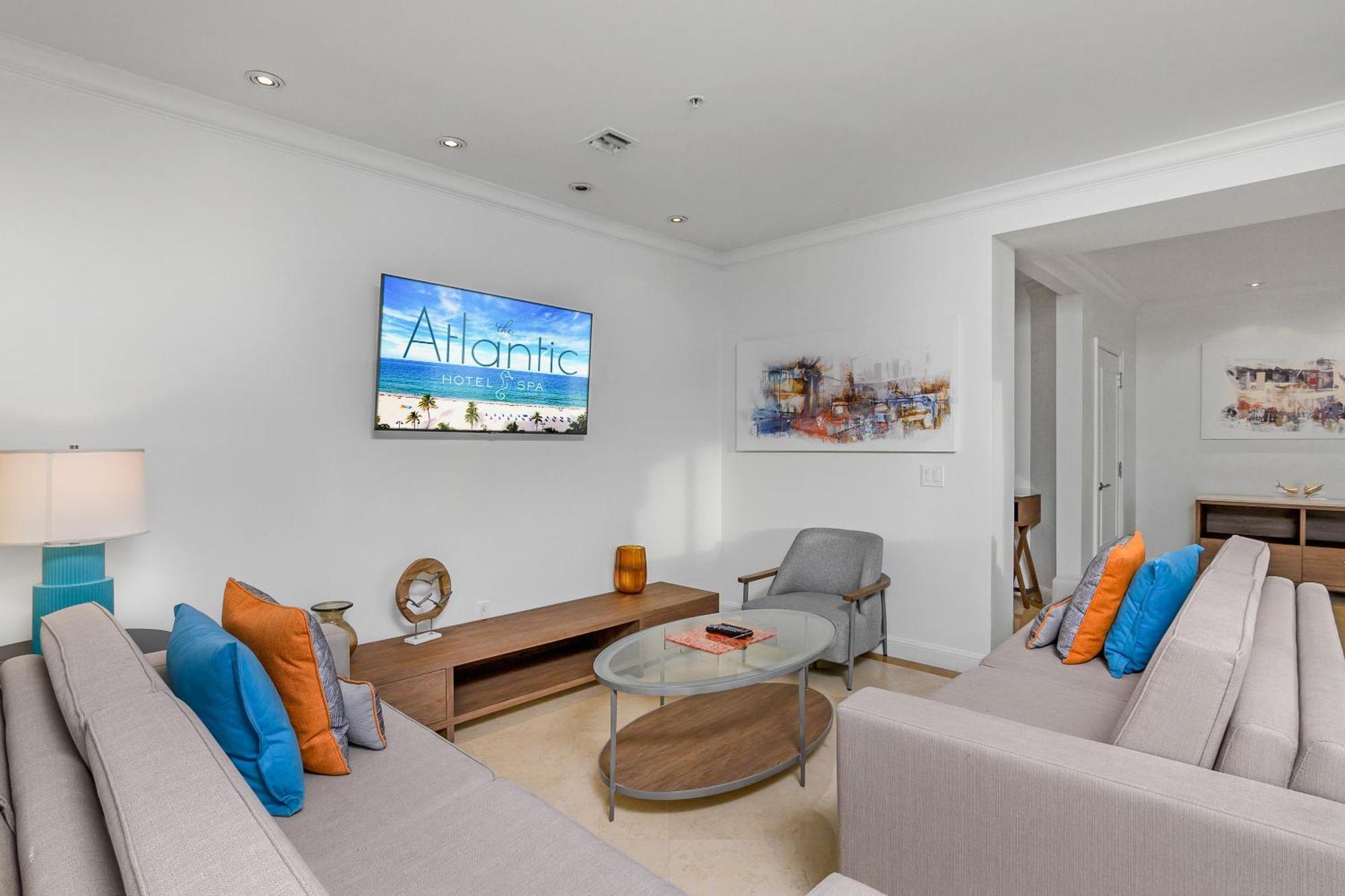 Penthouse Suite with City View