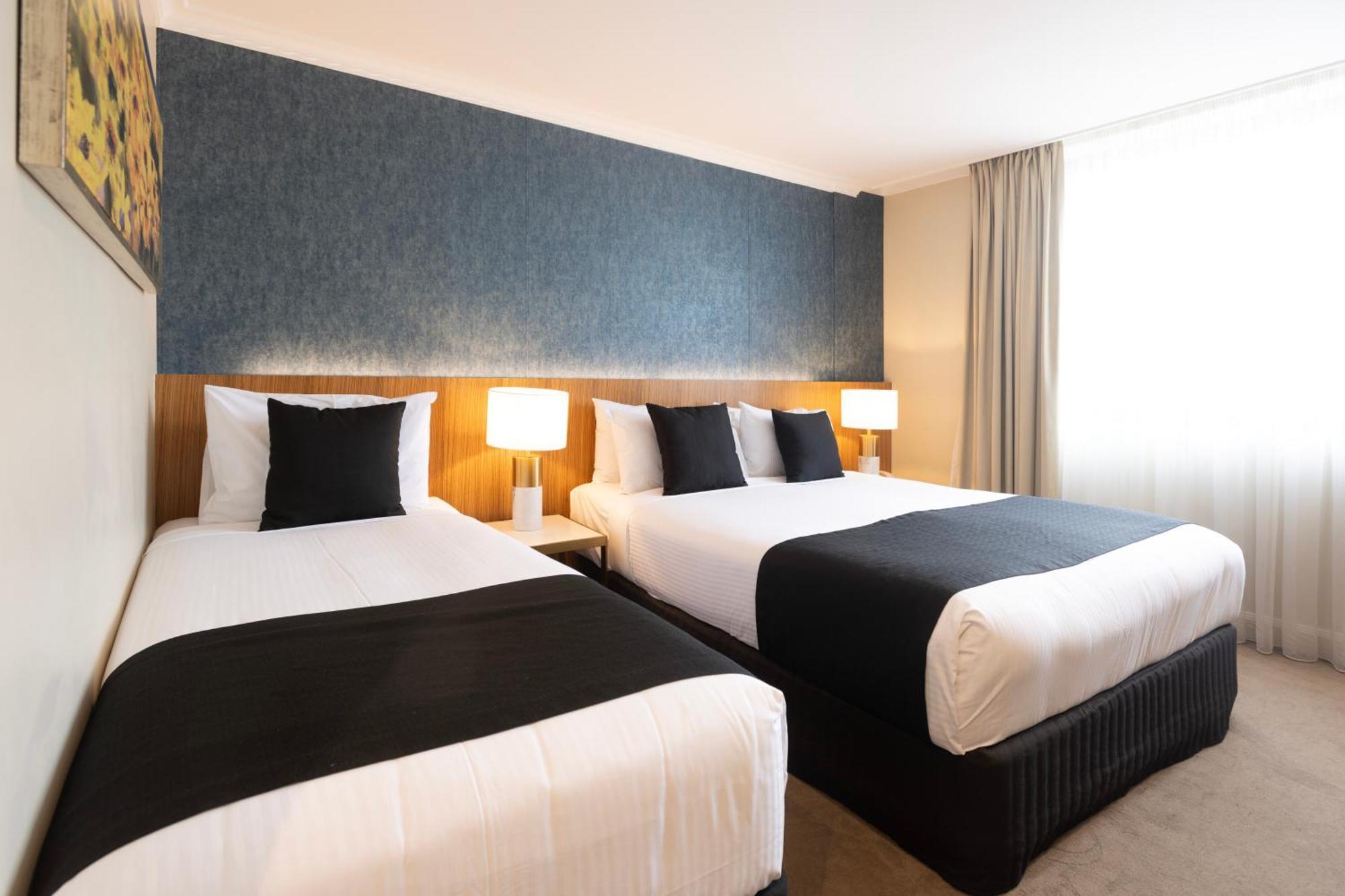 Deluxe Queen & Single Room,1611066064:JPEG