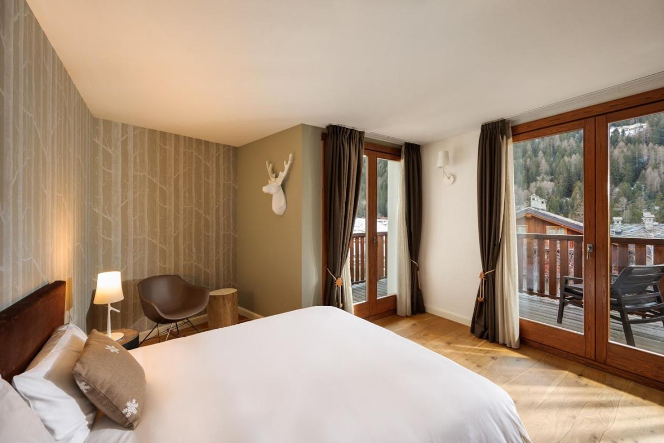 Deluxe King Room,1622087561:JPEG