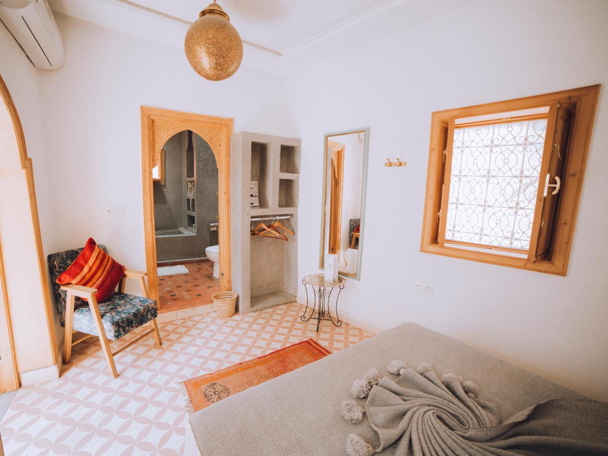 Deluxe Queen Room