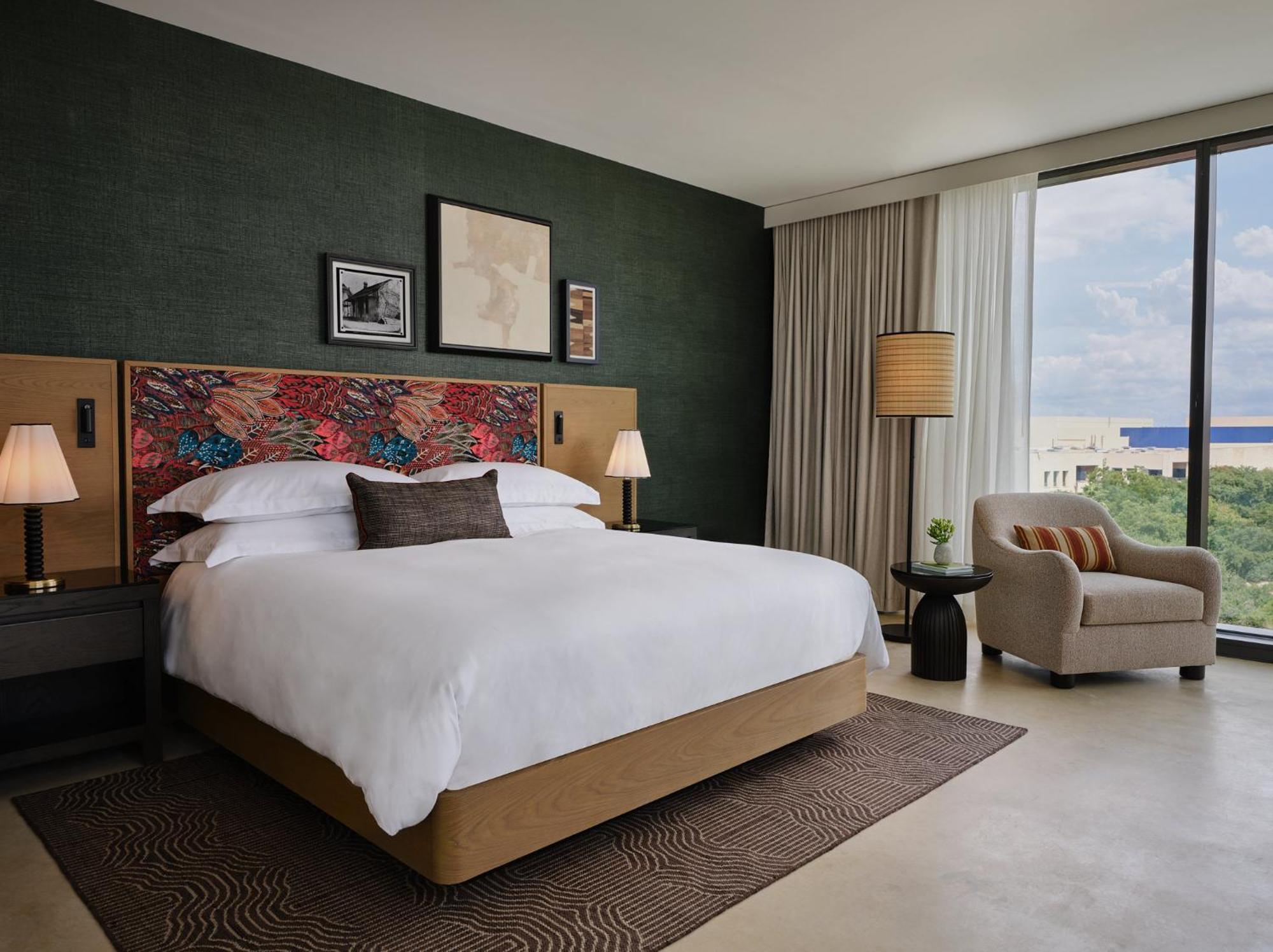 California Premium King Room with Spa