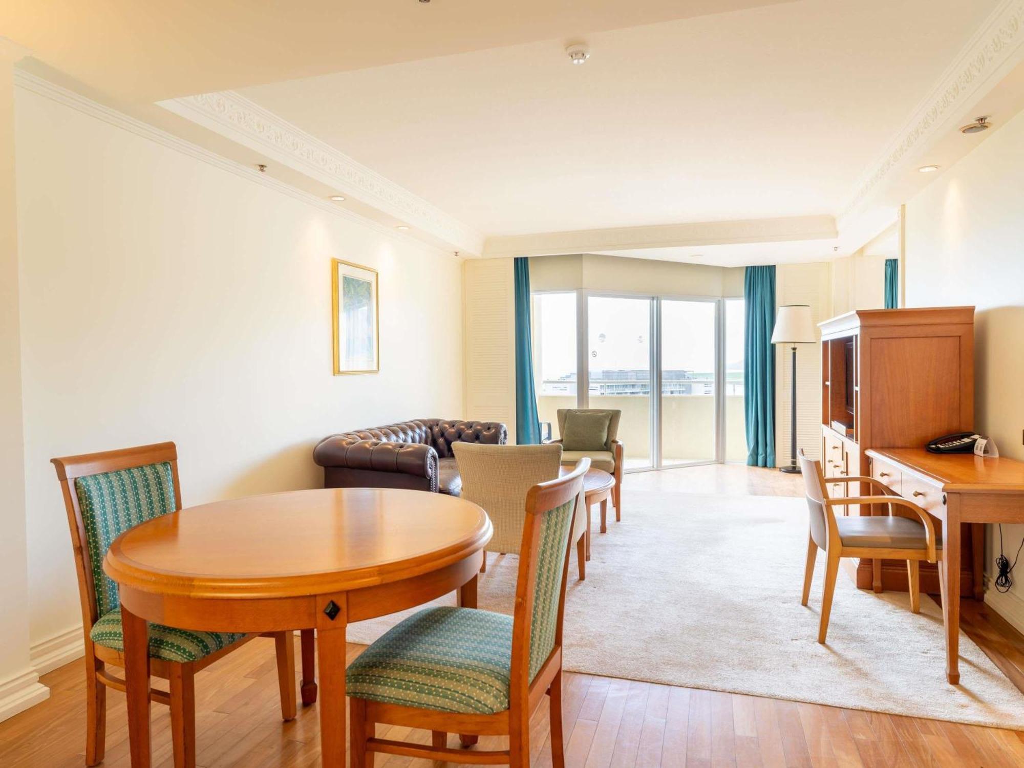 Executive King Suite with Harbour View