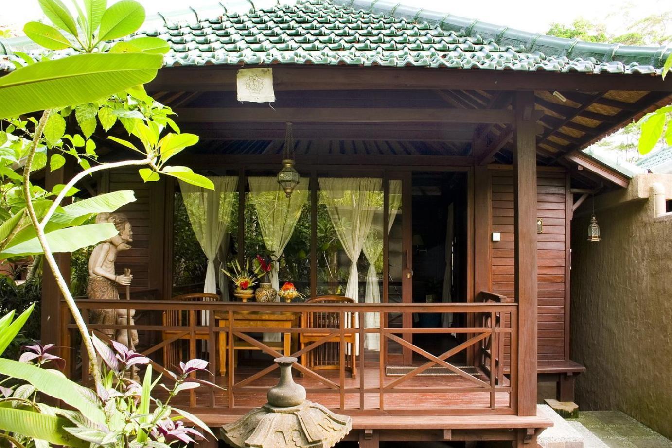Junior Suite with Garden View