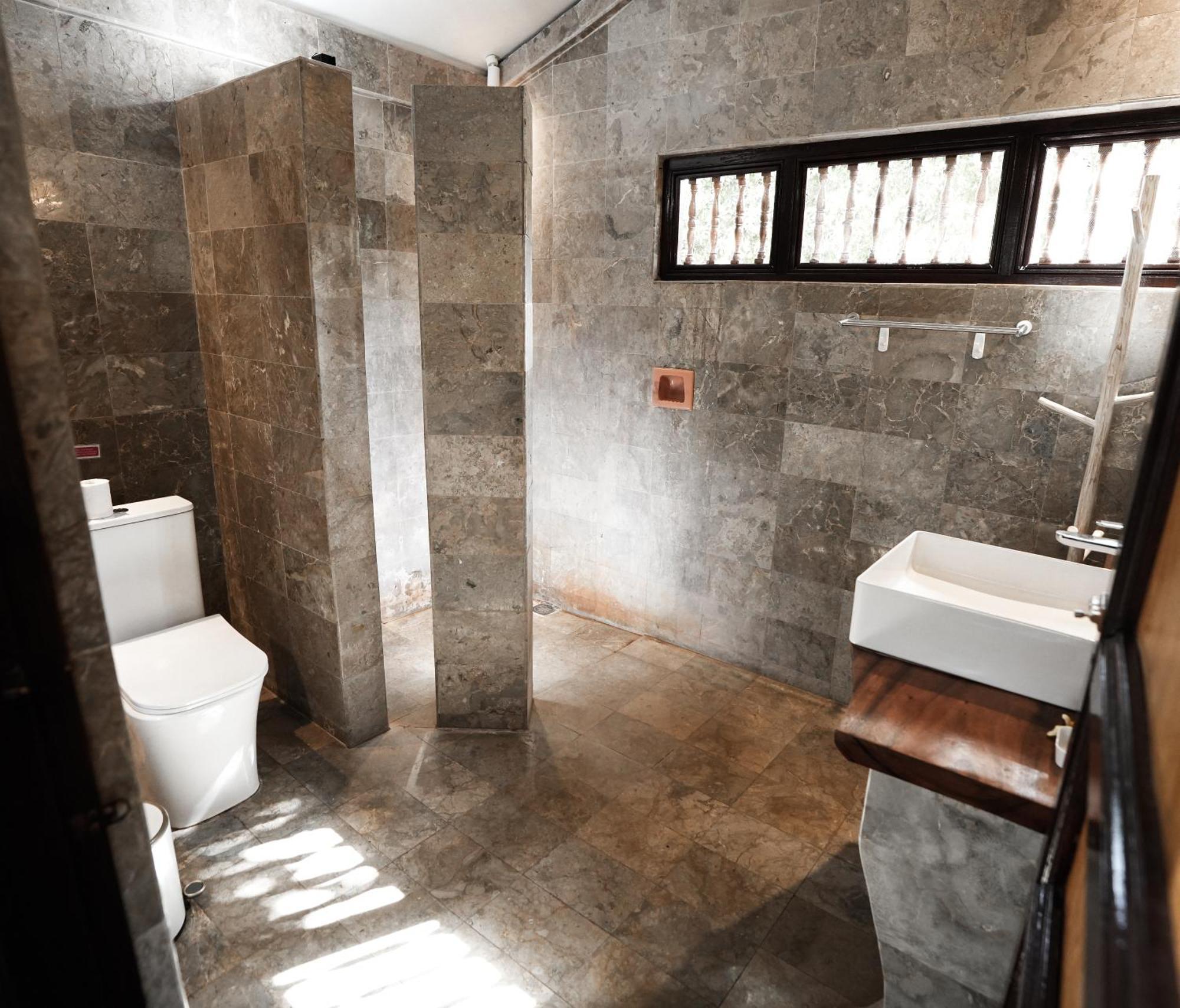 Deluxe Double or Twin Room with Balcony
