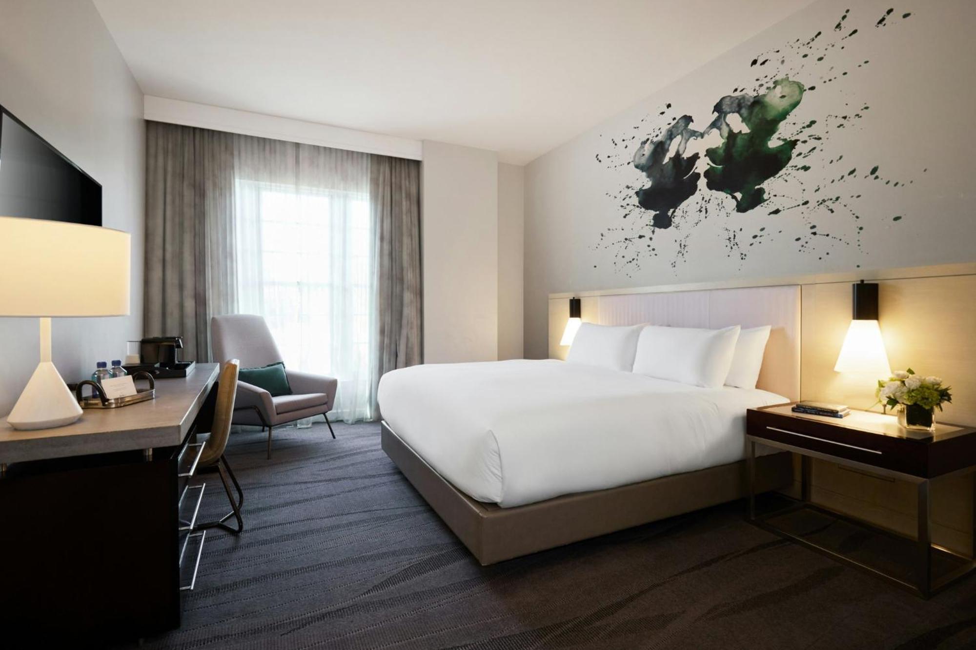 King Deluxe Guest Room,1765327846:JPEG