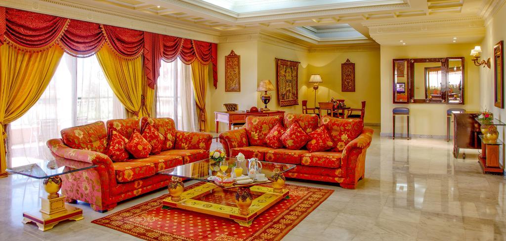Presidential Suite (2 Adults)