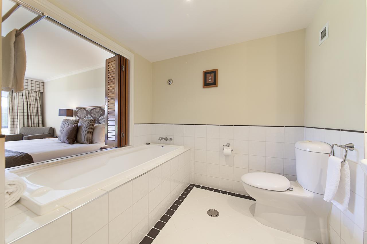 King Room with Garden View