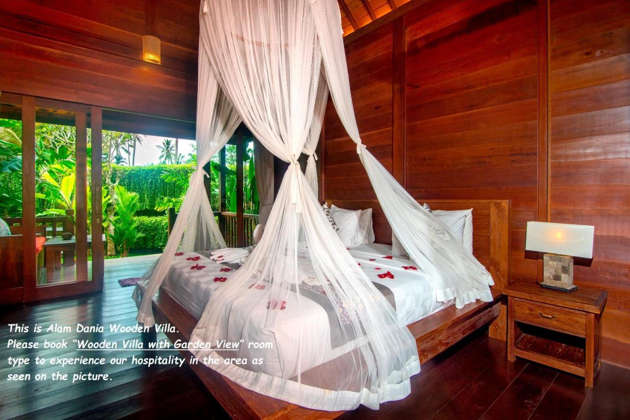 Wooden Villa with Private Pool