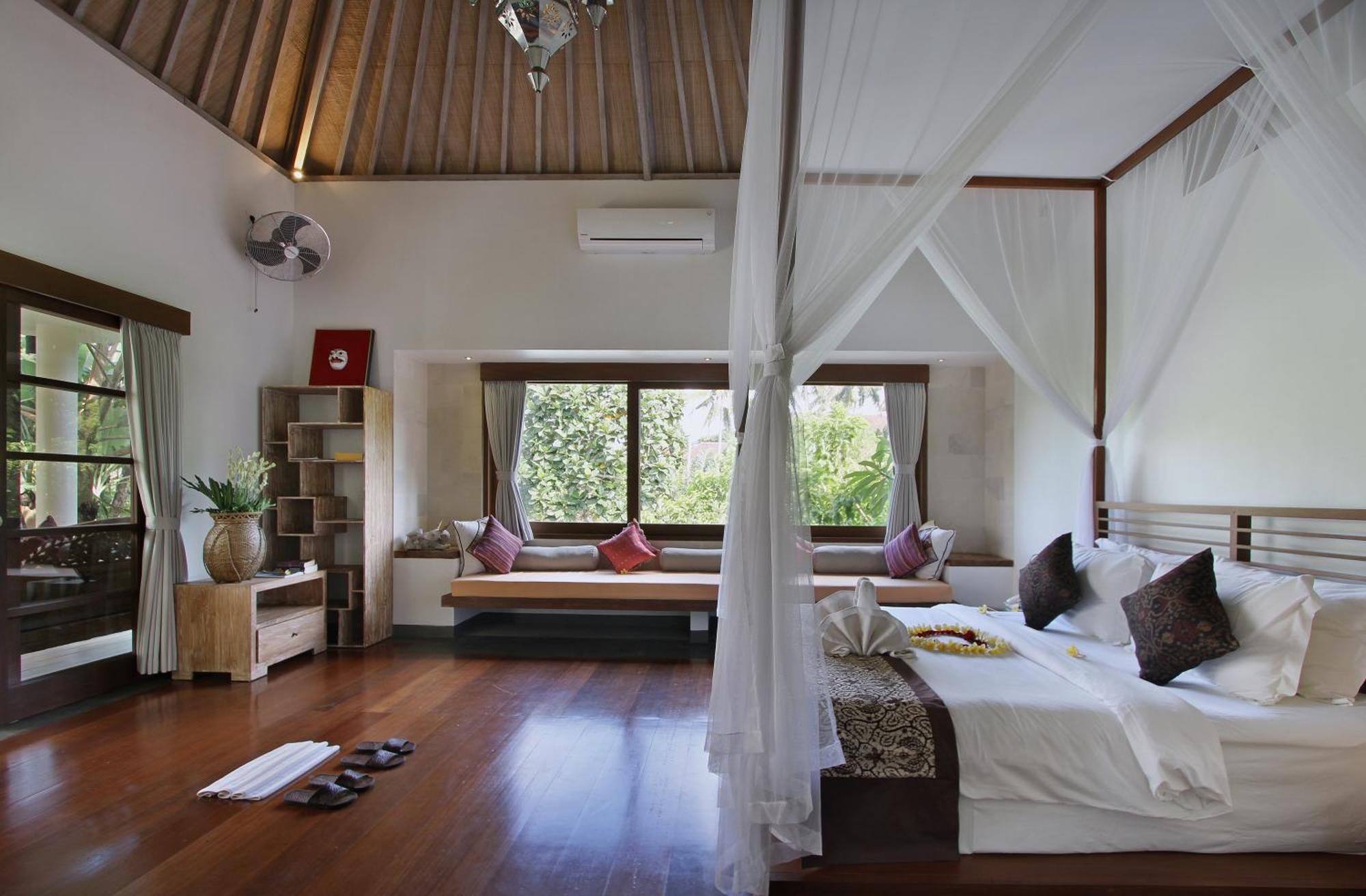 Deluxe Suite with Valley View