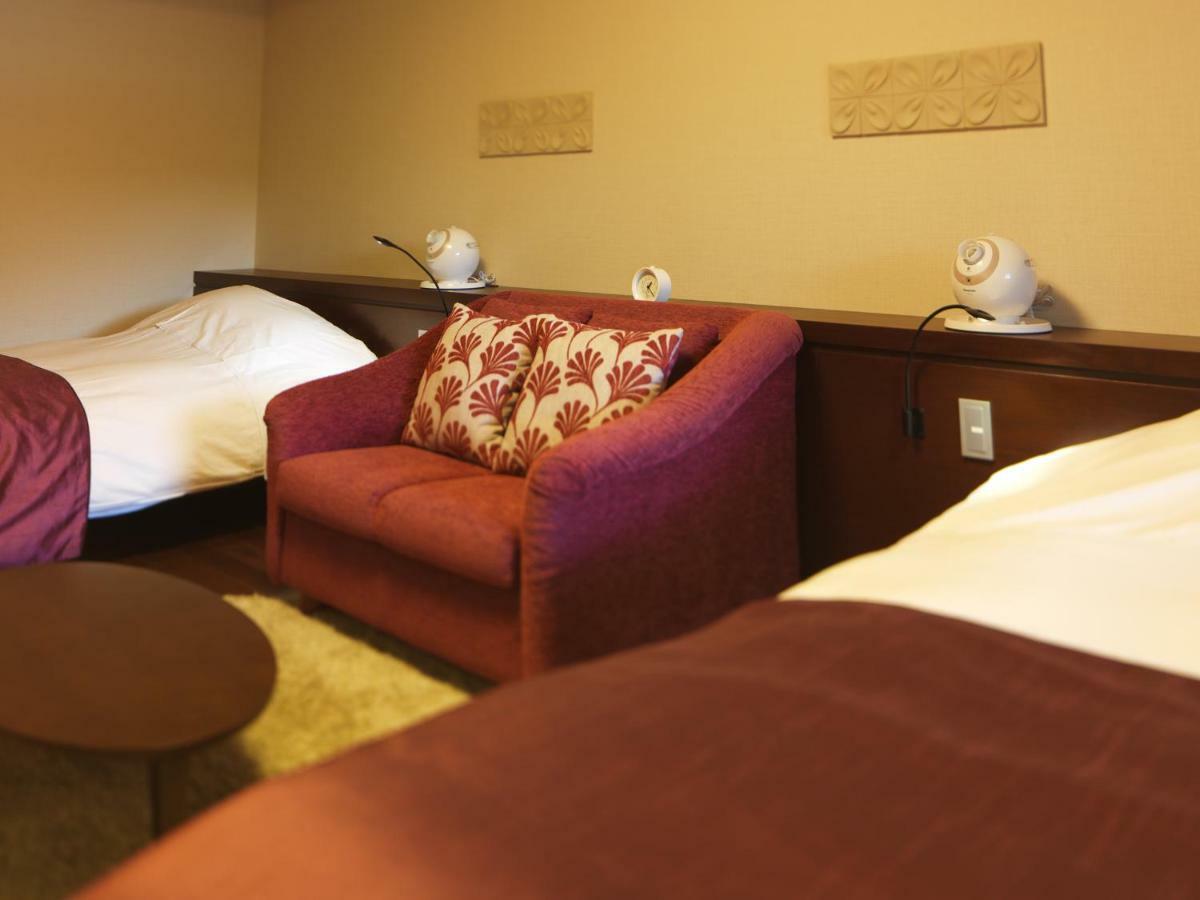 Deluxe Twin Room - Buffet Breakfast + Buffet Dinner Included - Non-Smoking