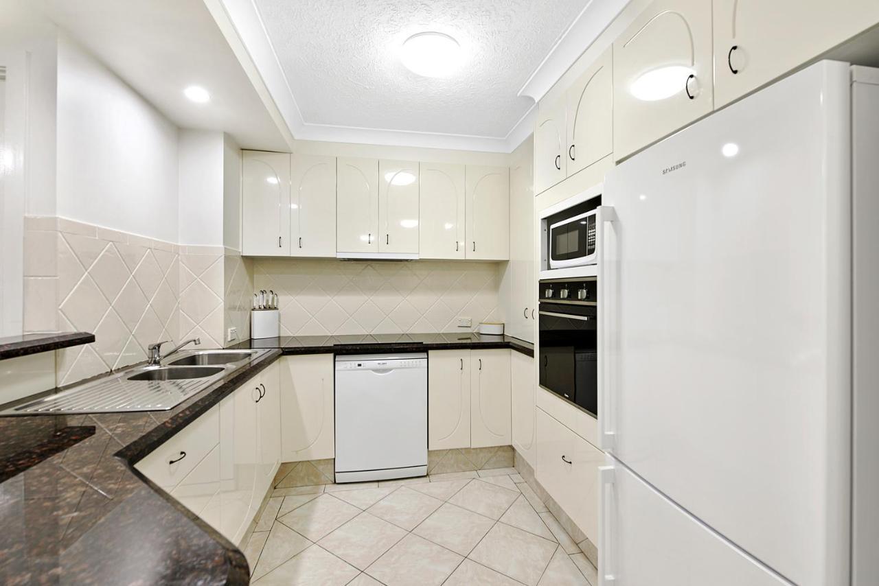 Superior One-Bedroom with Balcony
