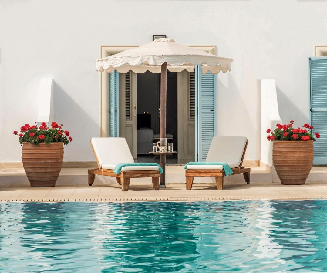 Family Bungalow Sharing Pool