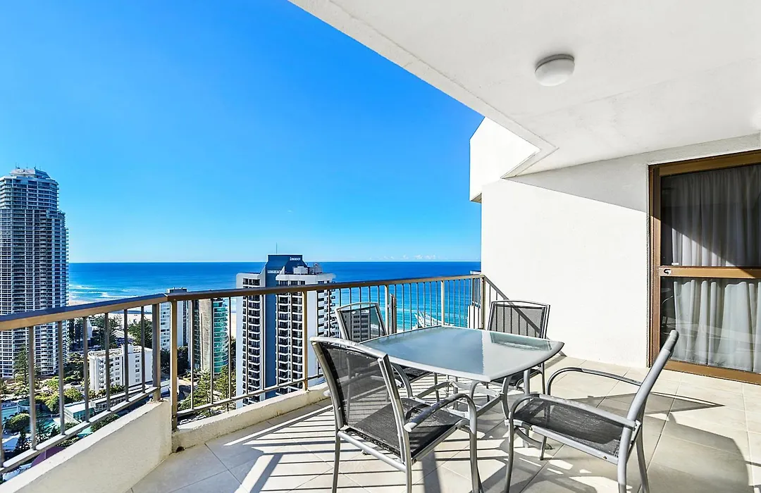 Surfers Century Oceanside Apartments-1
