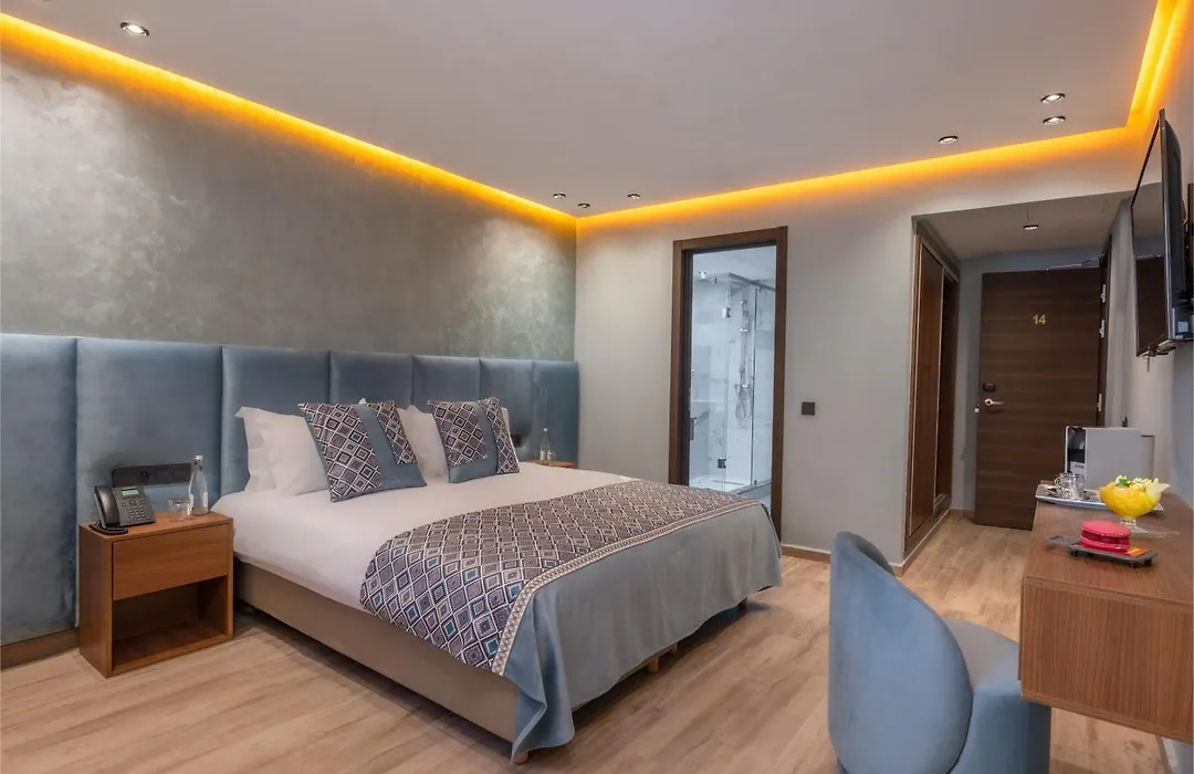 Swiss Continental Hotel-1