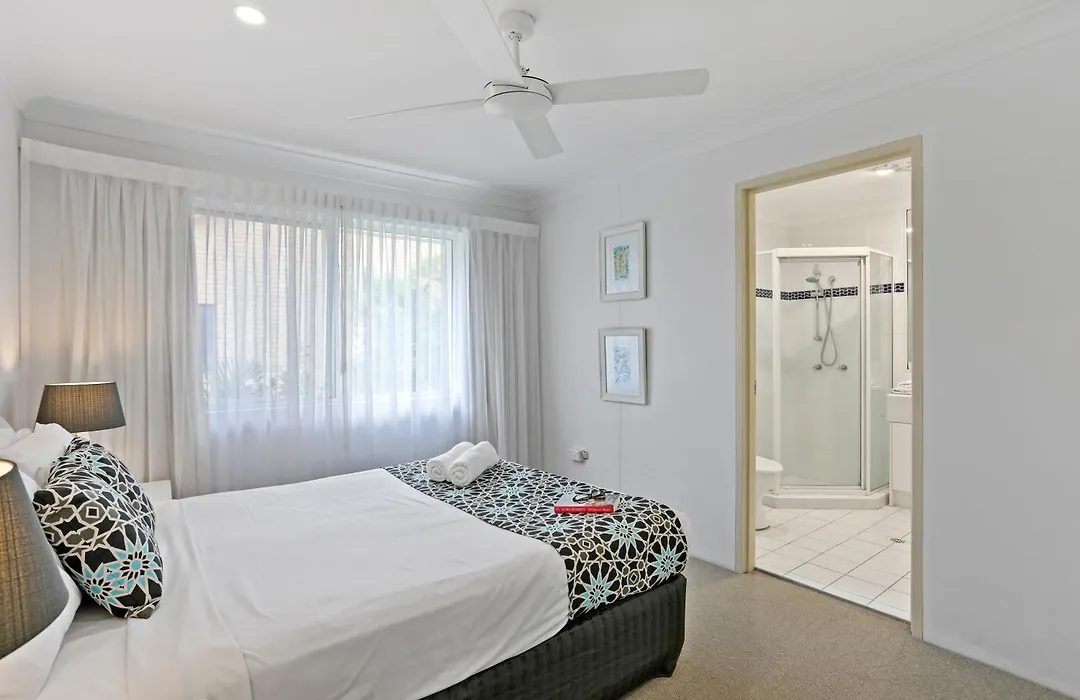 Le Beach Apartments-1