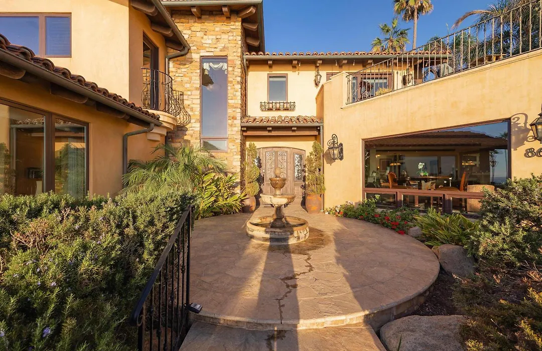 Oceanfront Luxury Home Sunset Views-1