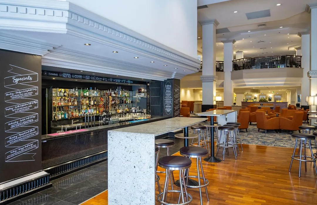 Hotel Grand Chancellor Adelaide-1