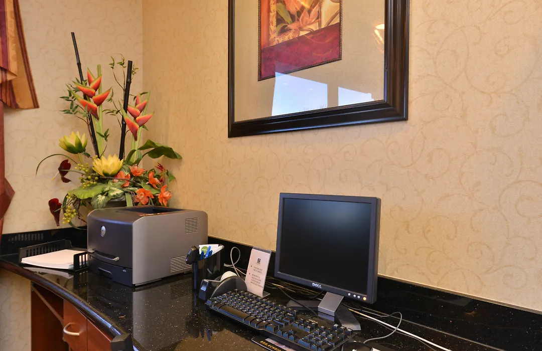 Comfort Inn & Suites Las Vegas - Nellis-1