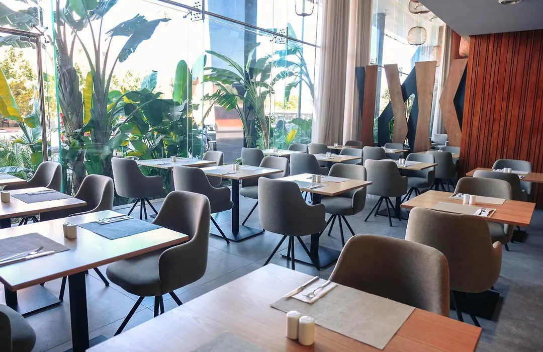 Longue Vie Hotels-1