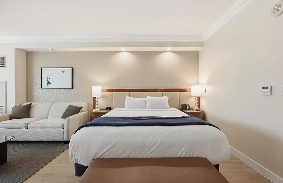Mgm Signature - Strip View Suite- Free Valet Parking-1