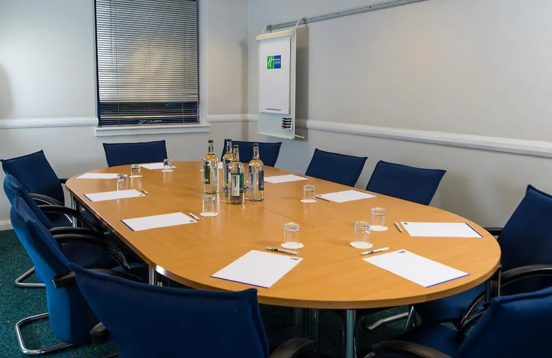 Holiday Inn Express Droitwich Spa By Ihg-1