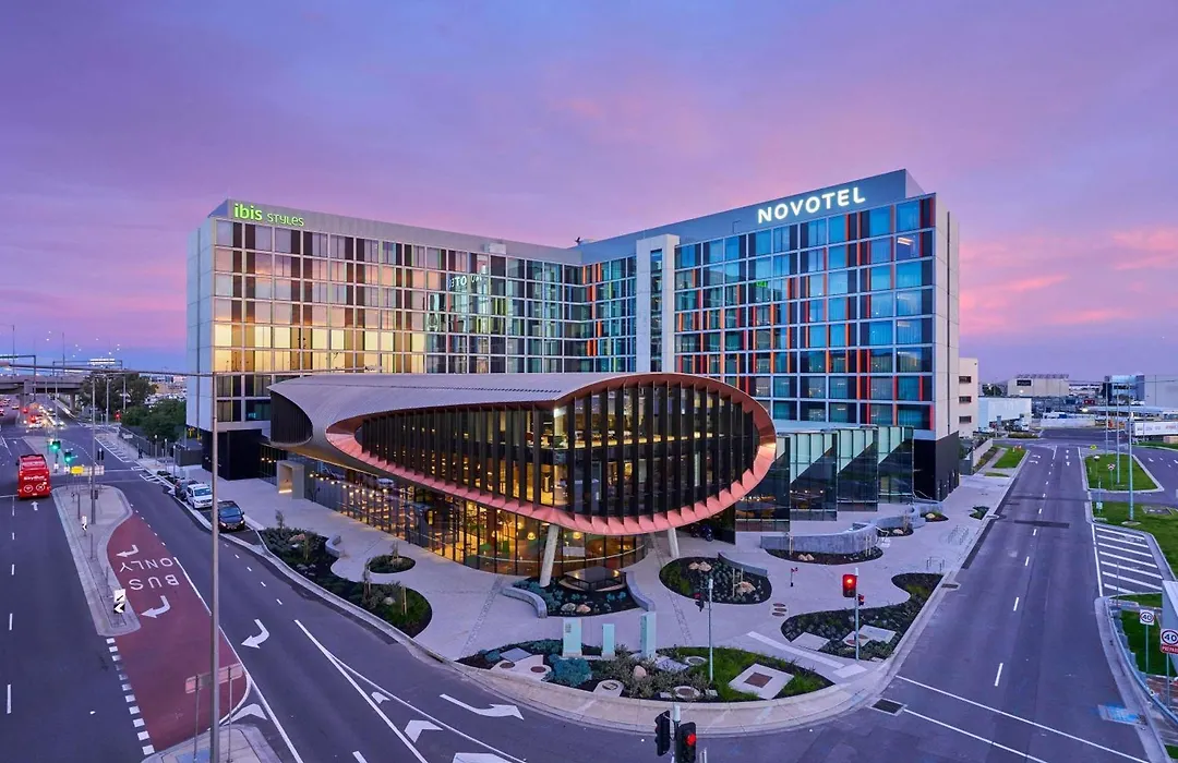 Novotel Melbourne Airport-1