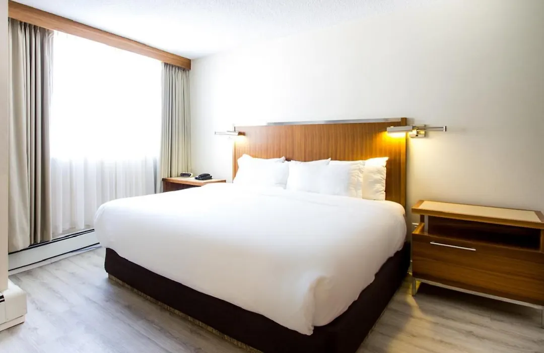 International Hotel Calgary-1