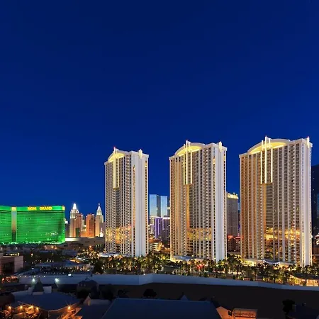 Mgm Signature - Strip View Suite- Free Valet Parking-3