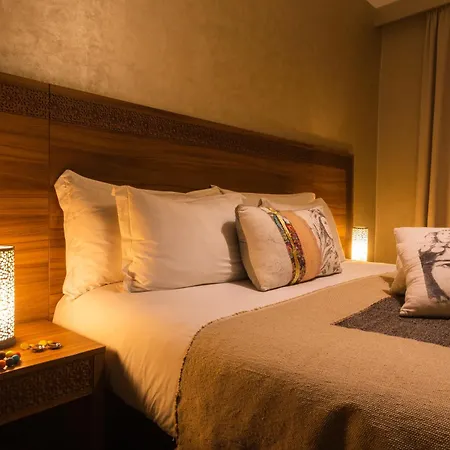 Dellarosa Boutique Hotel And Spa-3