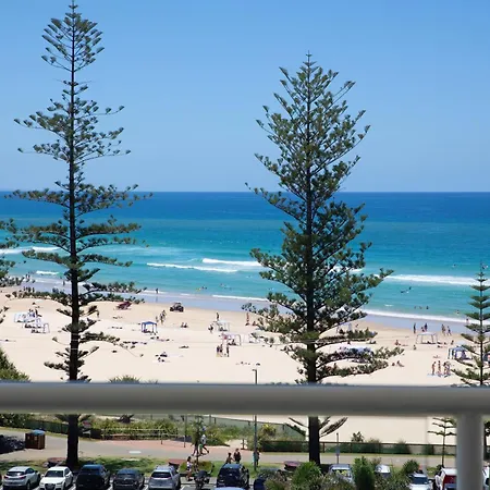 Burleigh Beach Tower-3