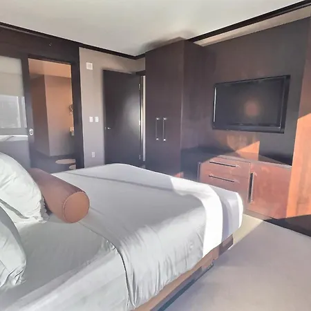 Jet Luxury At The Vdara-2