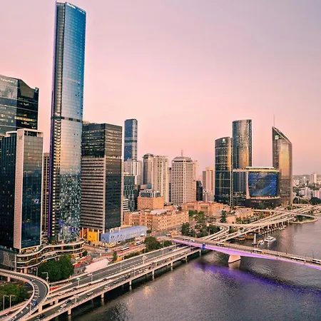 W Brisbane-2