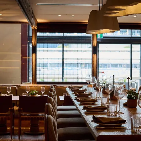 1 Hotel Melbourne-2