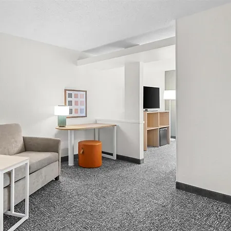 Spark By Hilton Traverse City-3