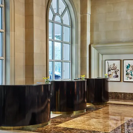 Hotel Crescent Court-2