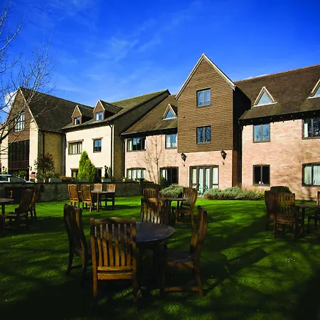 Voco Oxford Spires By Ihg-2