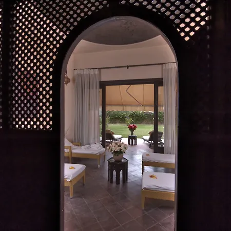 Domaine Des Remparts Hotel & Spa-3
