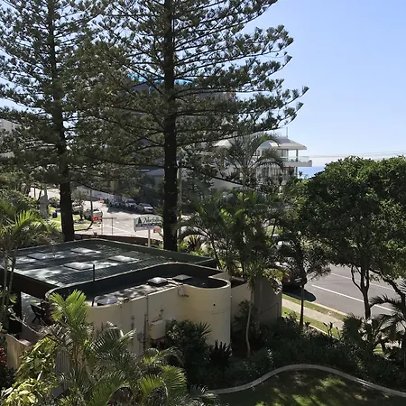 Norfolk Luxury Beachfront Apartments Gold Coast-3
