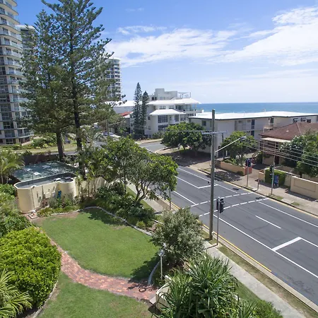 Norfolk Luxury Beachfront Apartments Gold Coast-2